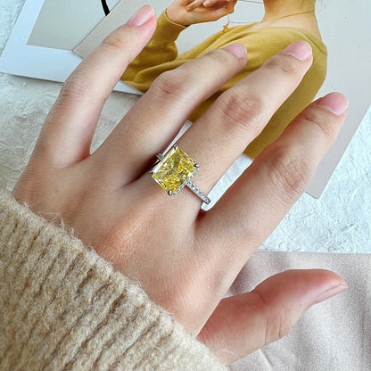[Lucky Star]4.0 Carat Luxurious Engagement Ring