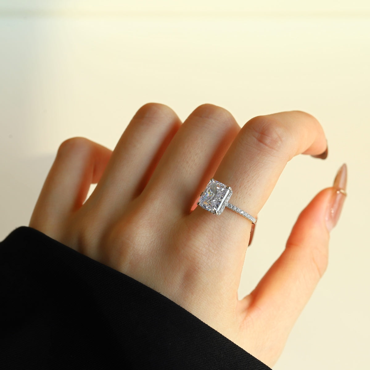 [Lucky Star]4.0 Carat Luxurious Engagement Ring