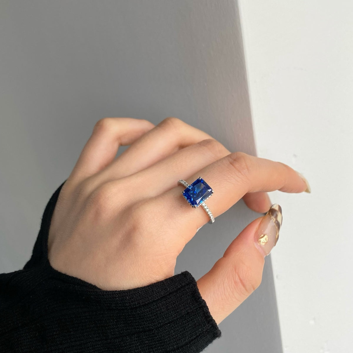 [Lucky Star]4.0 Carat Luxurious Engagement Ring
