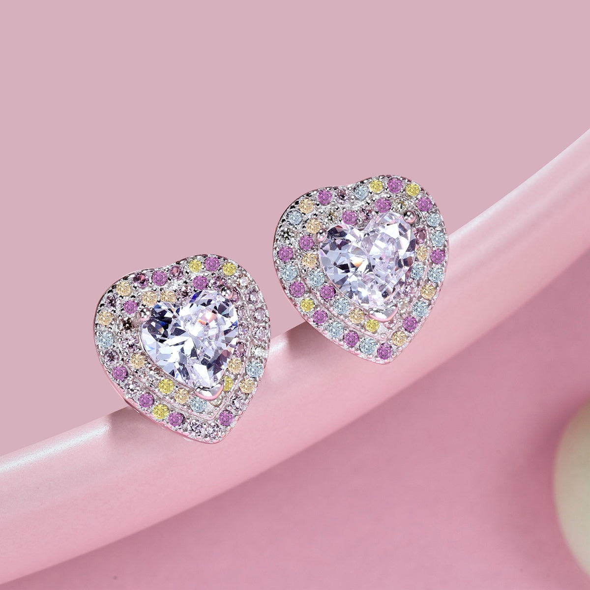 [Lucky Star]Dazzling Heart Shape Lover Earrings