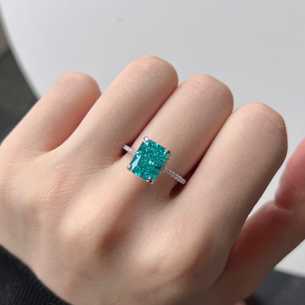 [Lucky Star]4.0 Carat Luxurious Engagement Ring